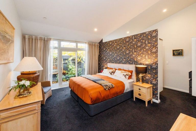 Photo of property in 42 Stewart Crescent, Hokowhitu, Palmerston North, 4410