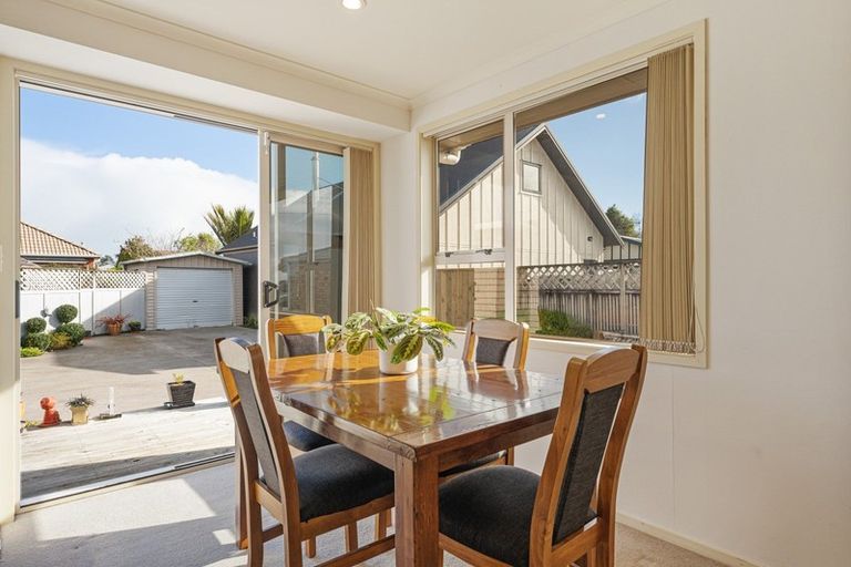 Photo of property in 6 Aotea Street, Welbourn, New Plymouth, 4312