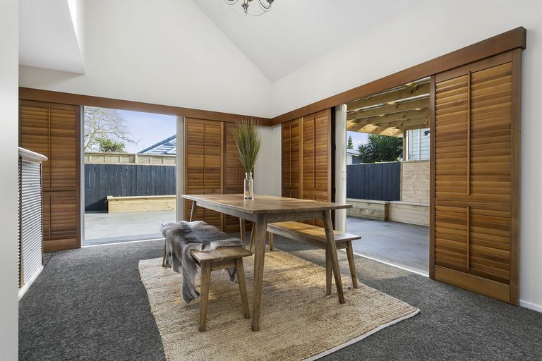 Photo of property in 29a Clare Street, Cambridge, 3434