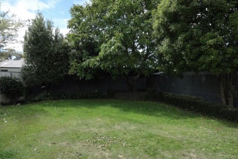 Photo of property in 10 Beatrice Place, Avonhead, Christchurch, 8042