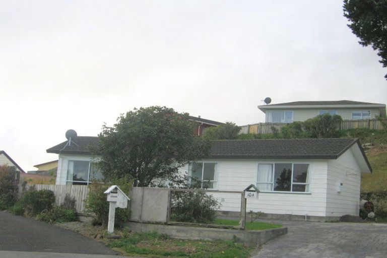 Photo of property in 10a Mayaro Crescent, Grenada Village, Wellington, 6037