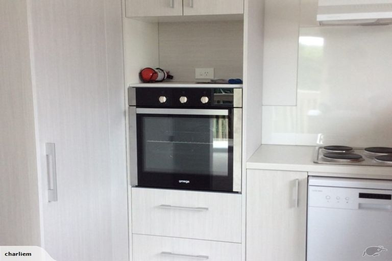 Photo of property in 35a Roland Road, Greenhithe, Auckland, 0632