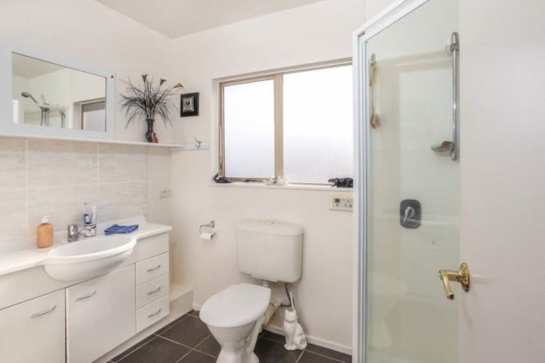 Photo of property in 4 Yeoman Place, Howick, Auckland, 2014