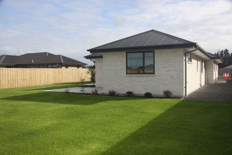 Photo of property in 69d Hilton Drive, Amberley, 7410