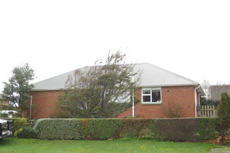 Photo of property in 10 Monowai Street, Strathern, Invercargill, 9812