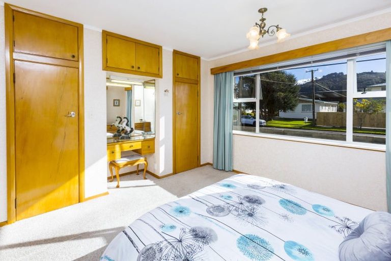 Photo of property in 224 Taita Drive, Avalon, Lower Hutt, 5011