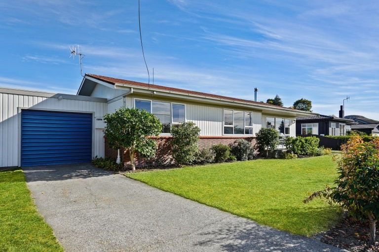 Photo of property in 3 Anderson Road, Taradale, Napier, 4112
