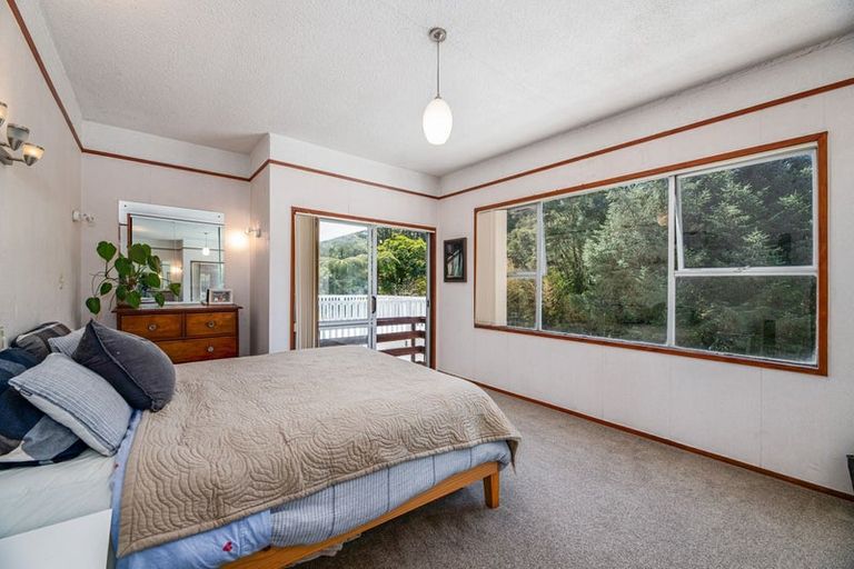 Photo of property in 318 Huia Road, Titirangi, Auckland, 0604