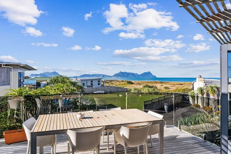 Photo of property in 155 Bream Bay Drive, Ruakaka, 0116