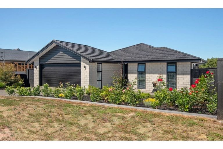 Photo of property in 4 Mary Place, Pyes Pa, Tauranga, 3112