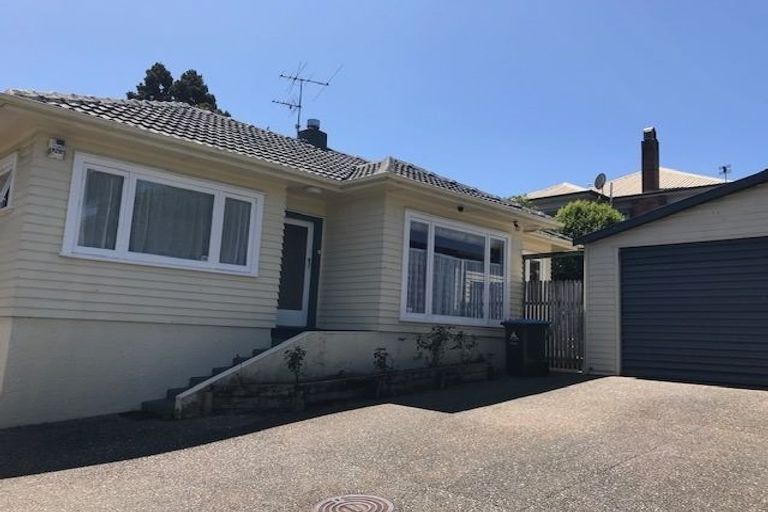 Photo of property in 76 Campbell Road, One Tree Hill, Auckland, 1061