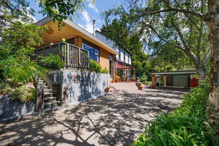 Photo of property in 101 Clifton Terrace, Fitzherbert, Palmerston North, 4410