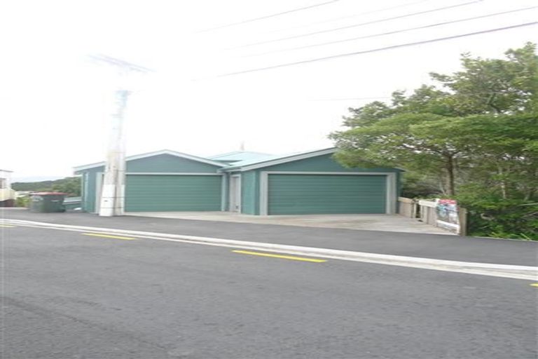 Photo of property in 36a Sutherland Crescent, Melrose, Wellington, 6023