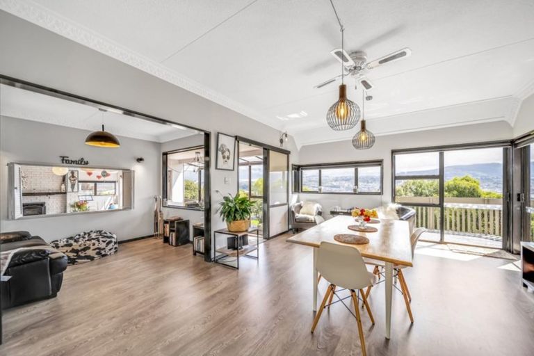 Photo of property in 10 Cornwall Street, Vauxhall, Dunedin, 9013