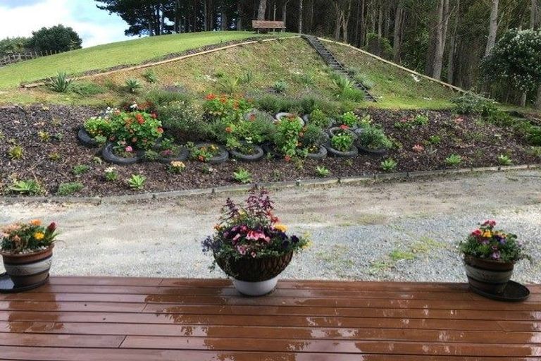 Photo of property in 2201 State Highway 12, Paparoa, 0571