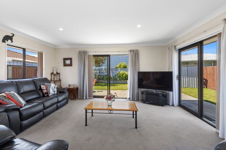 Photo of property in 1/7 Gibbs Place, Halswell, Christchurch, 8025