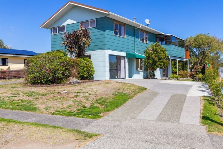 Photo of property in 25 Tobin Place, Richmond Heights, Taupo, 3330