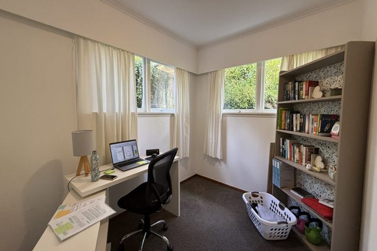 Photo of property in 7 Maori Hut Road, Red Beach, 0932