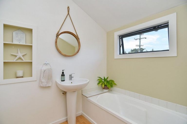 Photo of property in 4 James Avenue, Leithfield, 7481