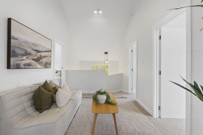 Photo of property in 38 Toru Street, Te Atatu Peninsula, Auckland, 0610