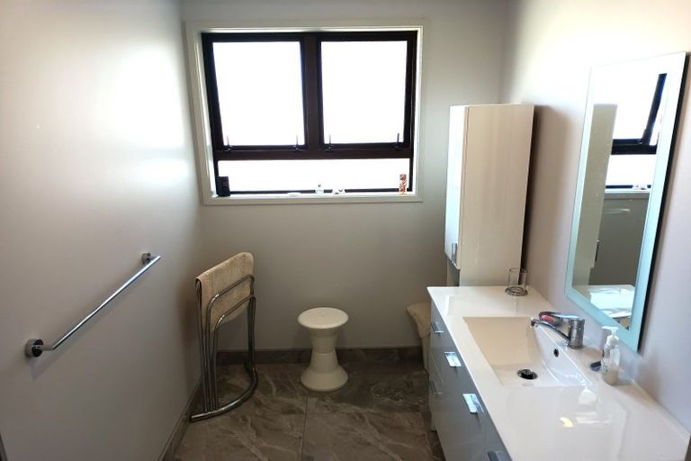 Photo of property in 52 Eastons Road, Westport, 7825