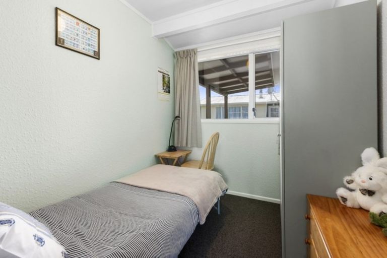 Photo of property in 90 California Drive, Totara Park, Upper Hutt, 5018