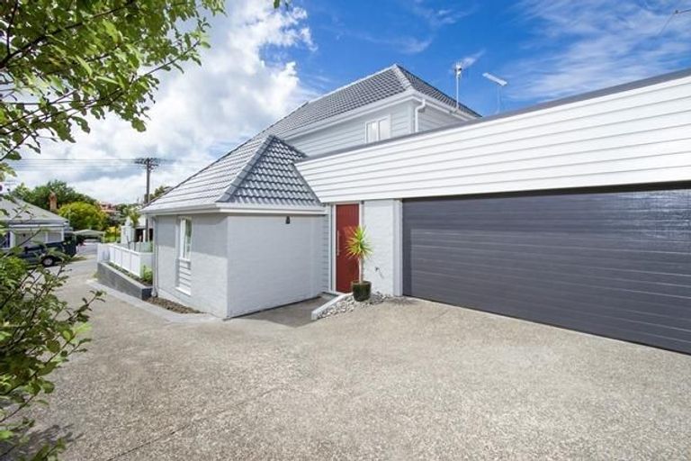 Photo of property in 1/44 Richmond Avenue, Northcote Point, Auckland, 0627