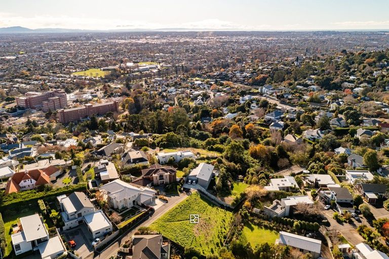 Photo of property in 7 Sasaram Lane, Cashmere, Christchurch, 8022