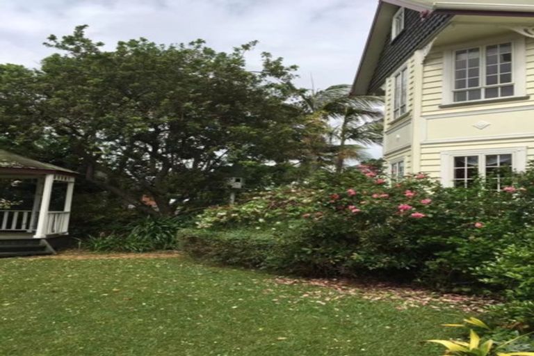 Photo of property in 39 Lemonwood Place, The Gardens, Auckland, 2105