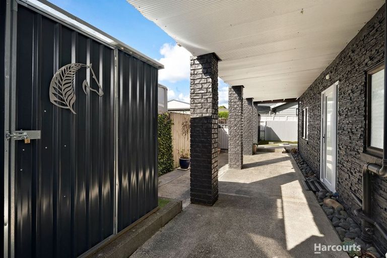 Photo of property in 19 Stella Drive, Clarks Beach, 2122