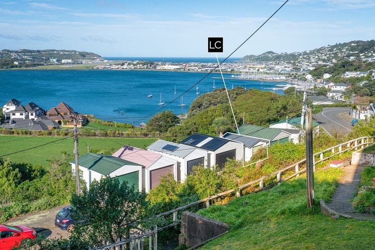 Photo of property in 43 Kainui Road, Hataitai, Wellington, 6021