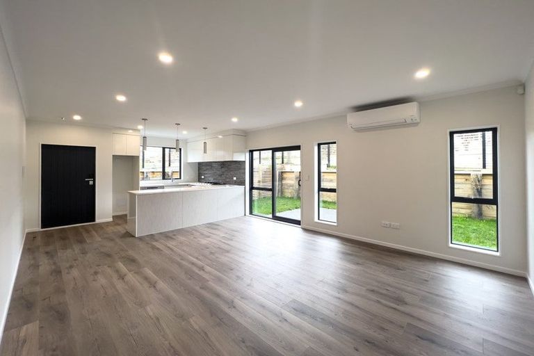 Photo of property in 1/37 Mansel Avenue, Hillcrest, Hamilton, 3216