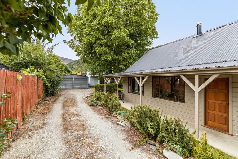 Photo of property in 5 Thames Street, Arrowtown, 9302