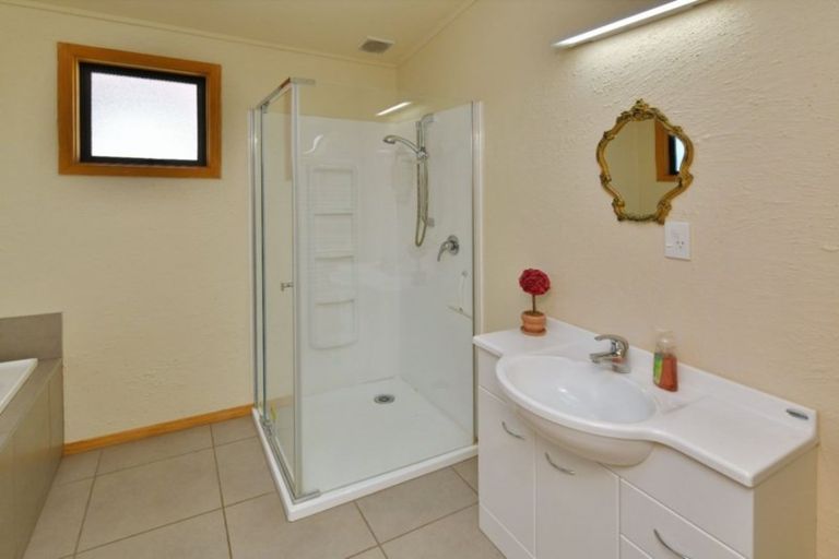 Photo of property in 8 Mclean Road, Leithfield, Amberley, 7481