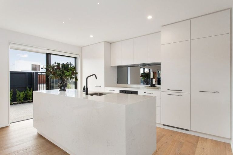 Photo of property in 1/83 Winchester Street, Merivale, Christchurch, 8014