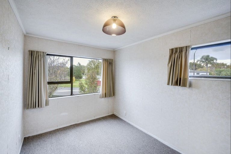 Photo of property in 2/12 Lannie Place, Greenmeadows, Napier, 4112