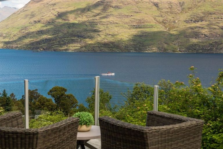 Photo of property in 3/70 Dart Place, Fernhill, Queenstown, 9300