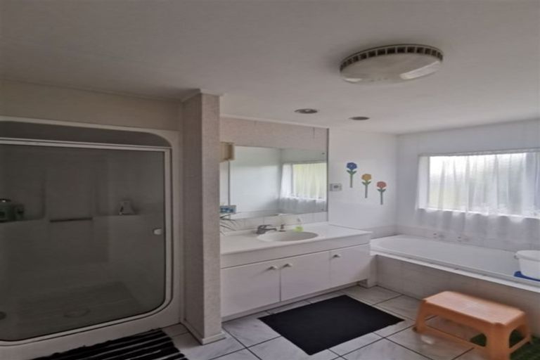 Photo of property in 19 Mt Blanc Place, Northpark, Auckland, 2013