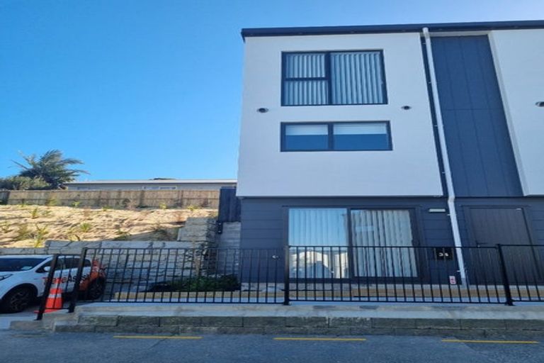 Photo of property in 34 Tukari Lane, Mangere Bridge, Auckland, 2022