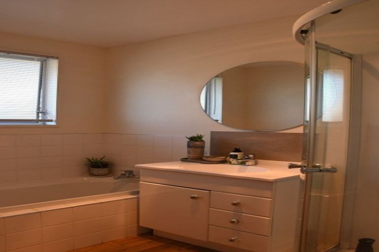 Photo of property in 2/5 Chadbury Street, Parklands, Christchurch, 8083