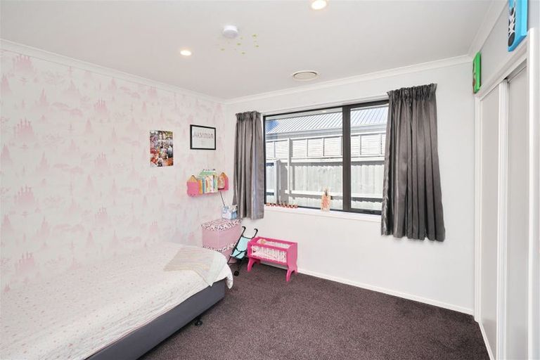 Photo of property in 4 Kohunga Crescent, Bottle Lake, Christchurch, 8083