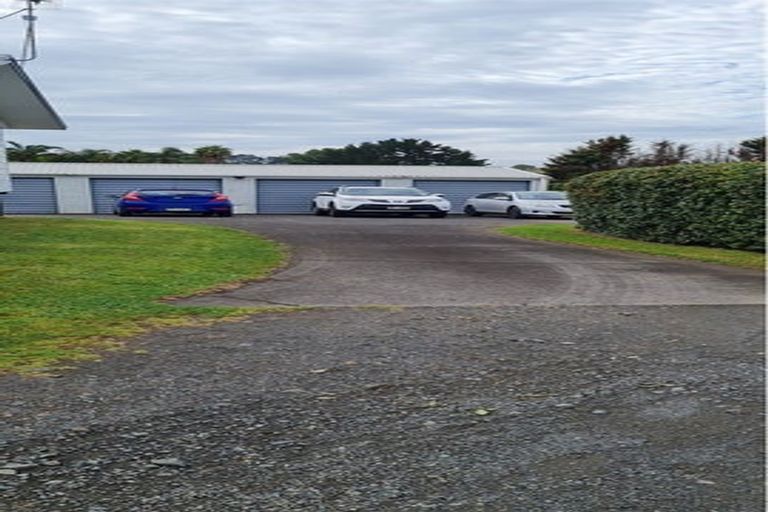 Photo of property in 297 Kingseat Road, Kingseat, Pukekohe, 2679