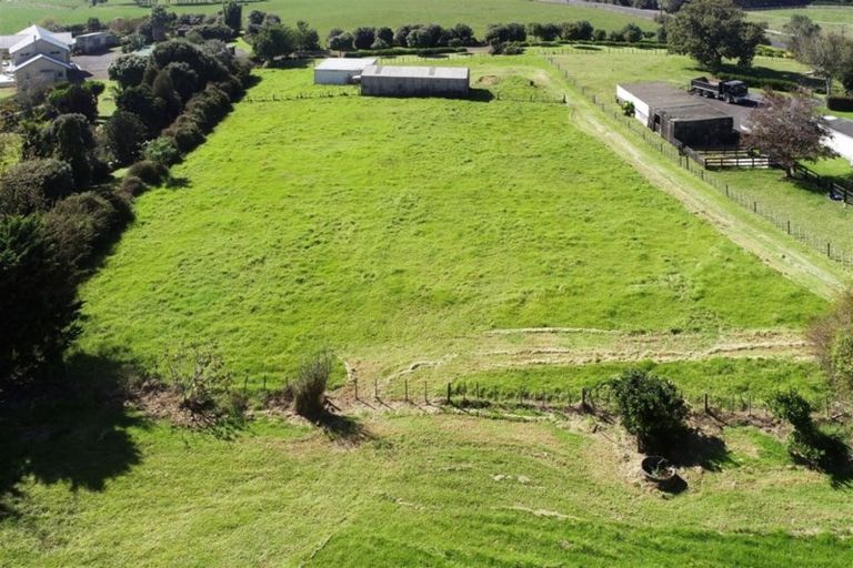 Photo of property in 24 Seagrove Road, Waiau Pa, Pukekohe, 2679