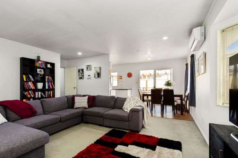 Photo of property in 1a Willis Road, Papakura, 2110