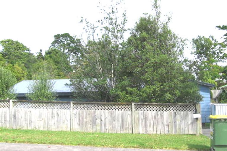 Photo of property in 31 Ranui Avenue, Ranui, Auckland, 0612