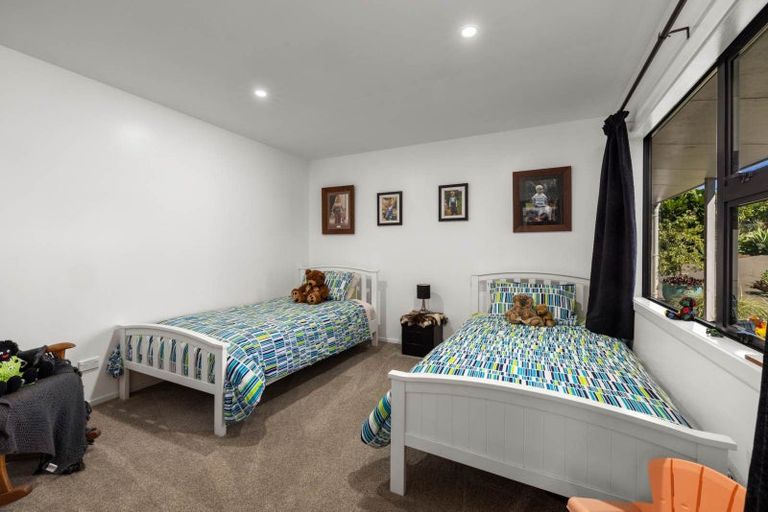 Photo of property in 65 Jamesons Esplanade, Haruru, 0204