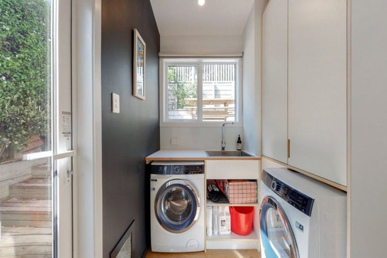 Photo of property in 11 Danube Street, Island Bay, Wellington, 6023