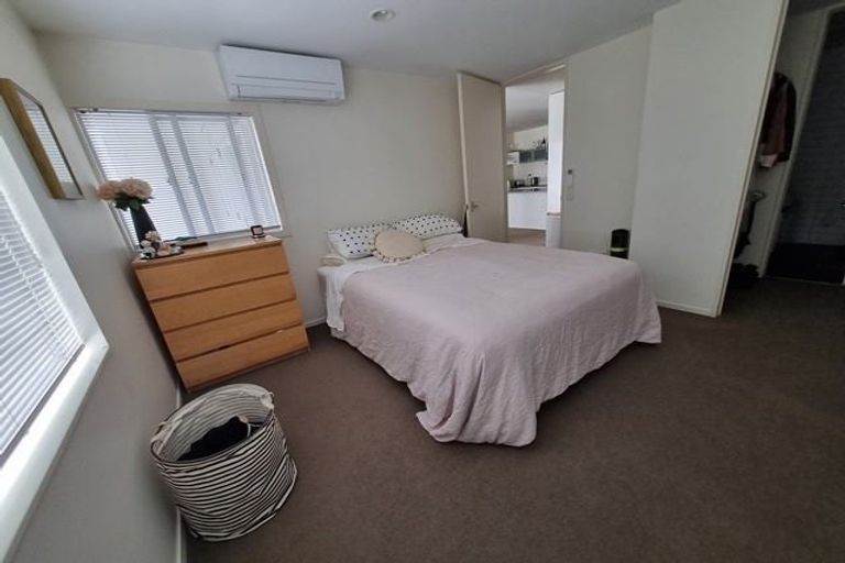 Photo of property in Zenith Apartments, 201/10 Fox Street, Parnell, Auckland, 1052