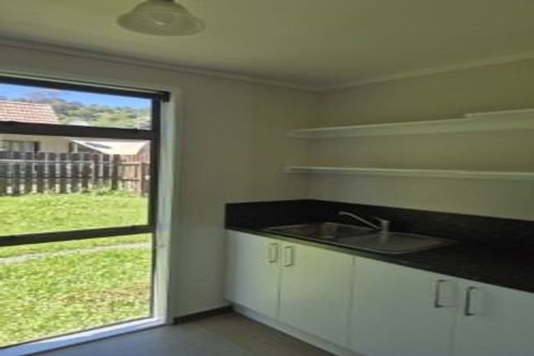 Photo of property in 15a Gillies Street, Outer Kaiti, Gisborne, 4010