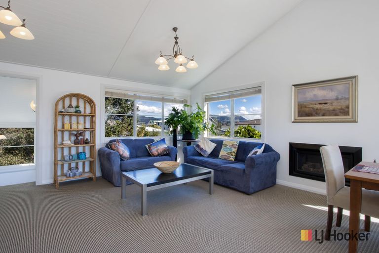 Photo of property in 19 Wakanoi Place, Bowentown, Waihi Beach, 3177